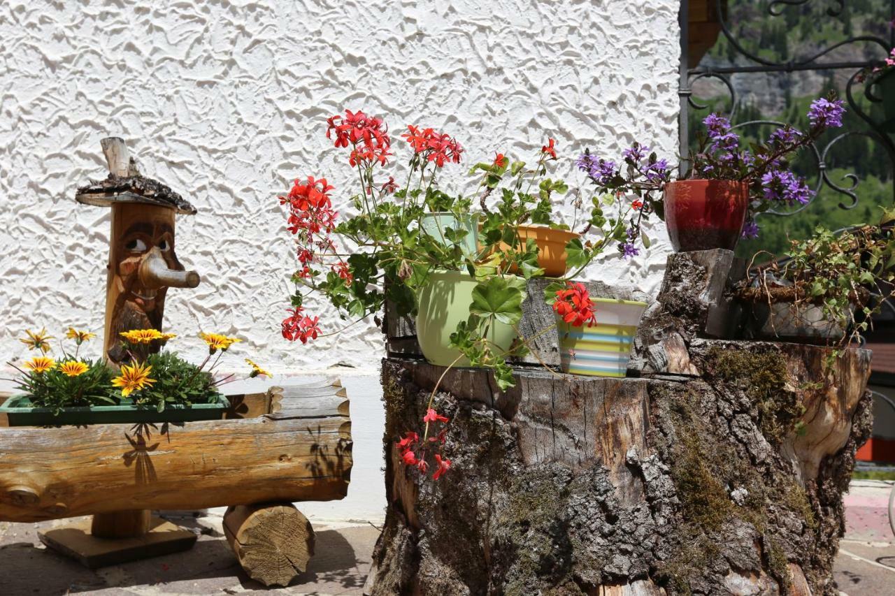 Landgasthof Schuster เนสเซิลเวงเลอ ภายนอก รูปภาพ